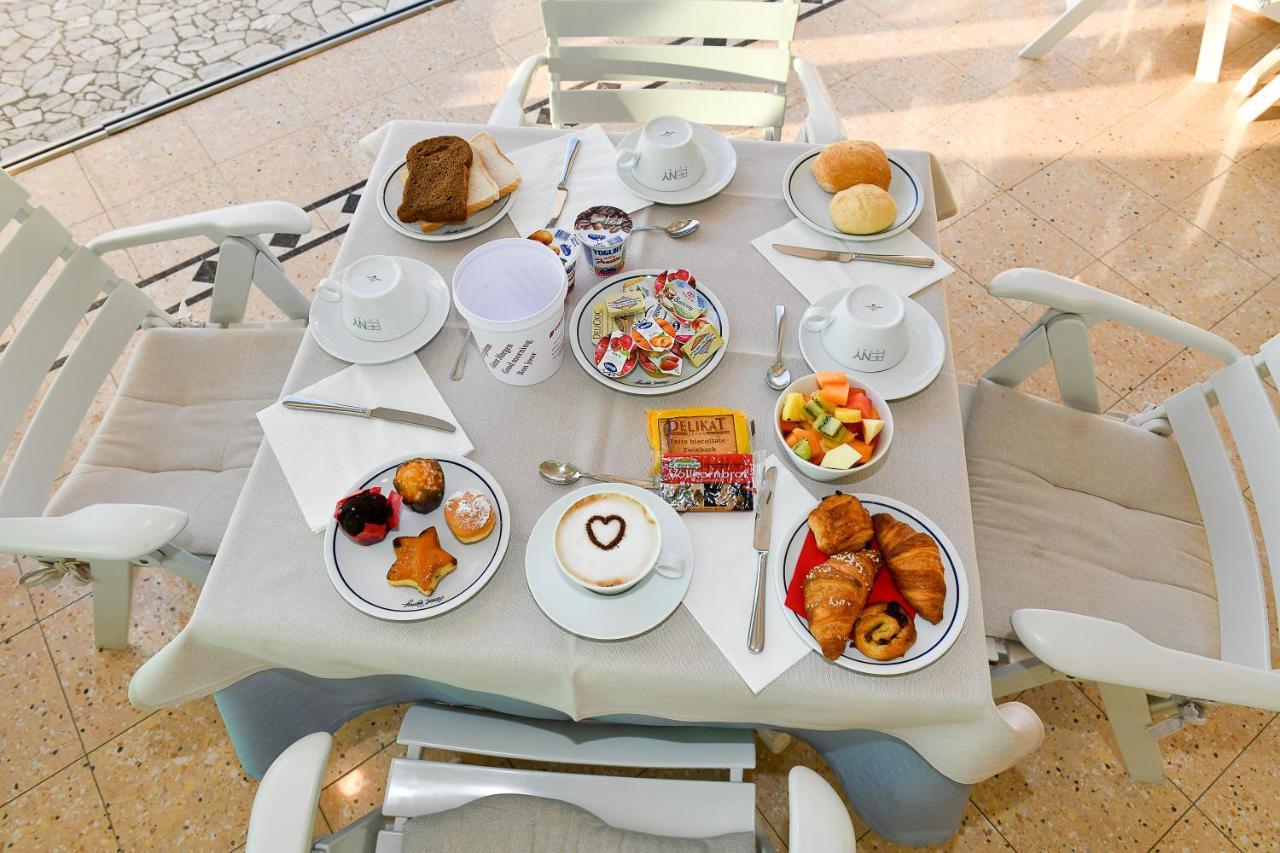 Hotel Beny Jesolo Extérieur photo