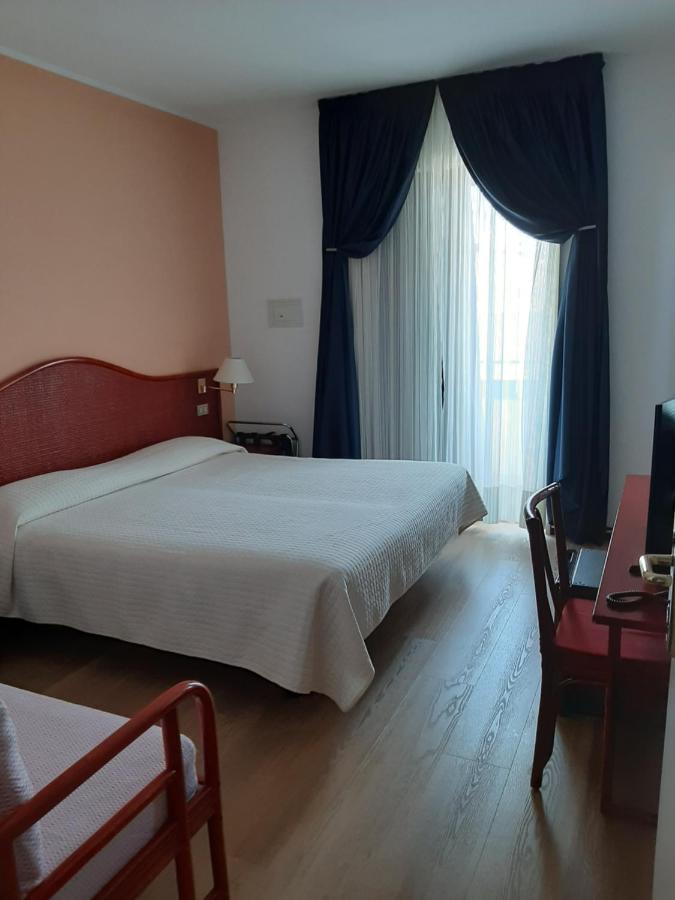Hotel Beny Jesolo Extérieur photo