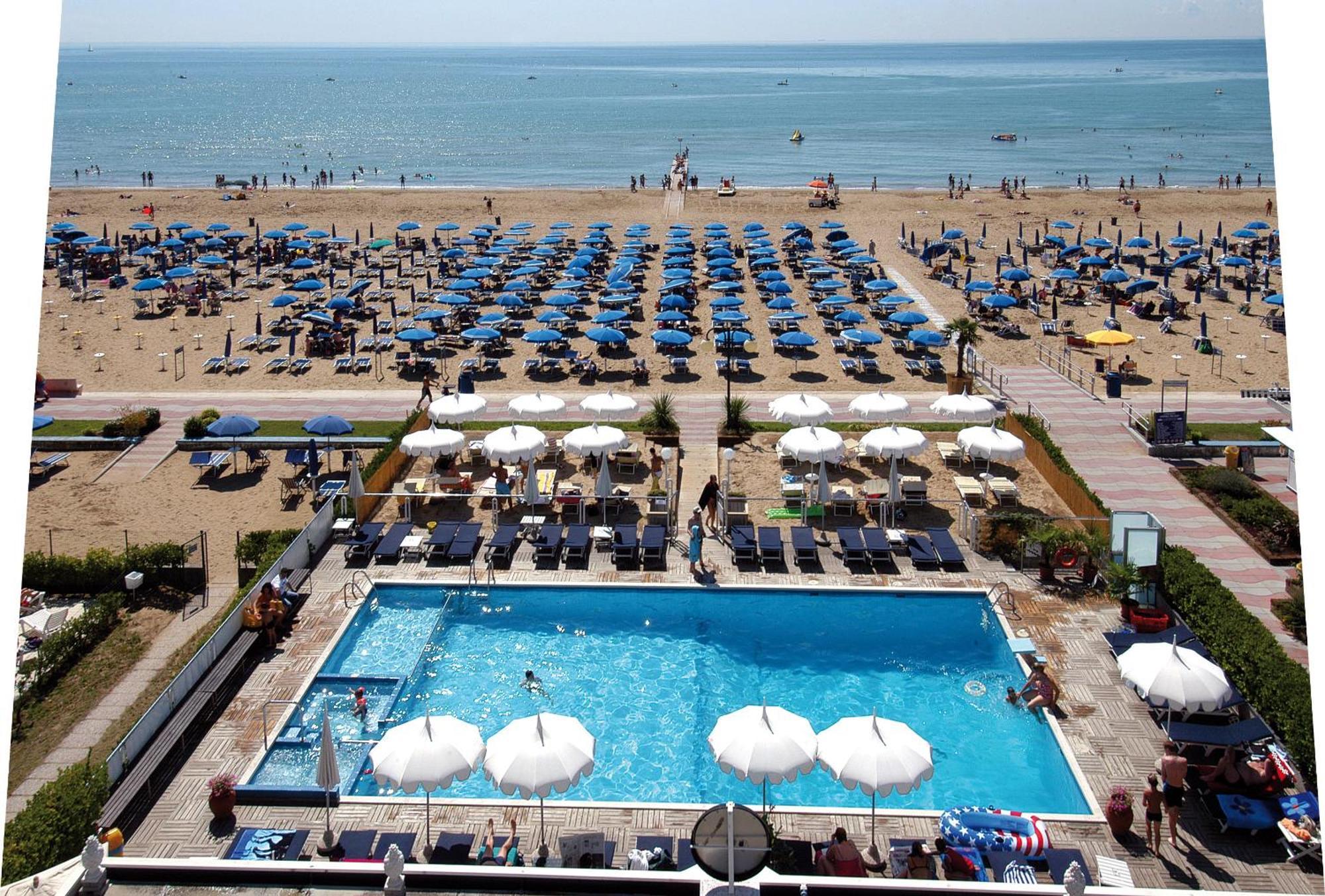 Hotel Beny Jesolo Extérieur photo