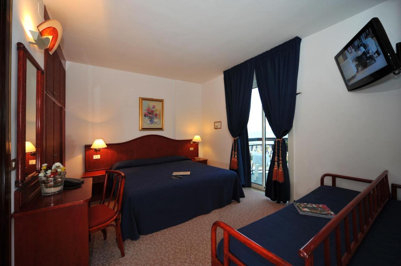 Hotel Beny Jesolo Extérieur photo